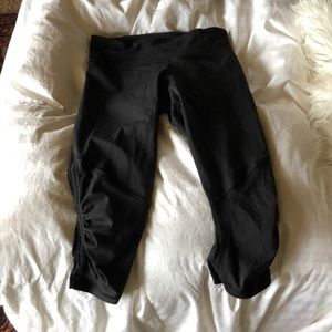 Lululemon crop leggings